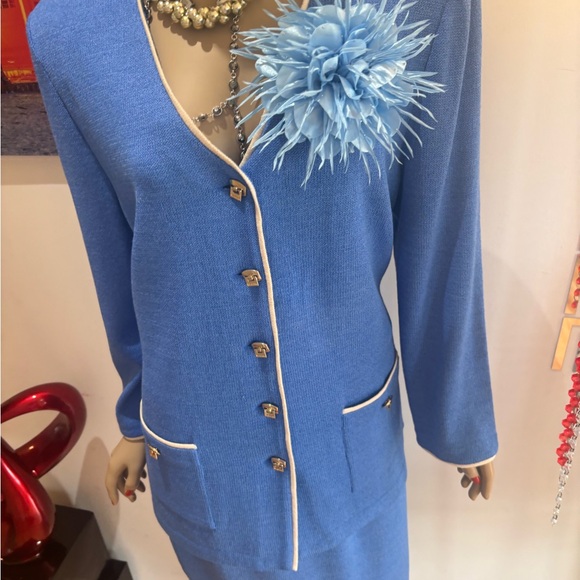 St. John Jackets & Blazers - St. John skirt suit jacket blue gold 12 L buttons long